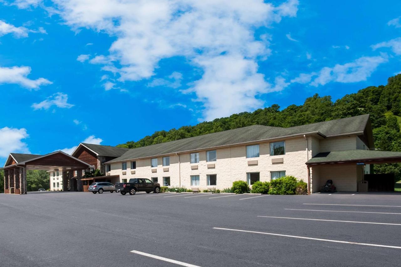 Surestay Plus Hotel By Best Western Berkeley Springs Eksteriør bilde