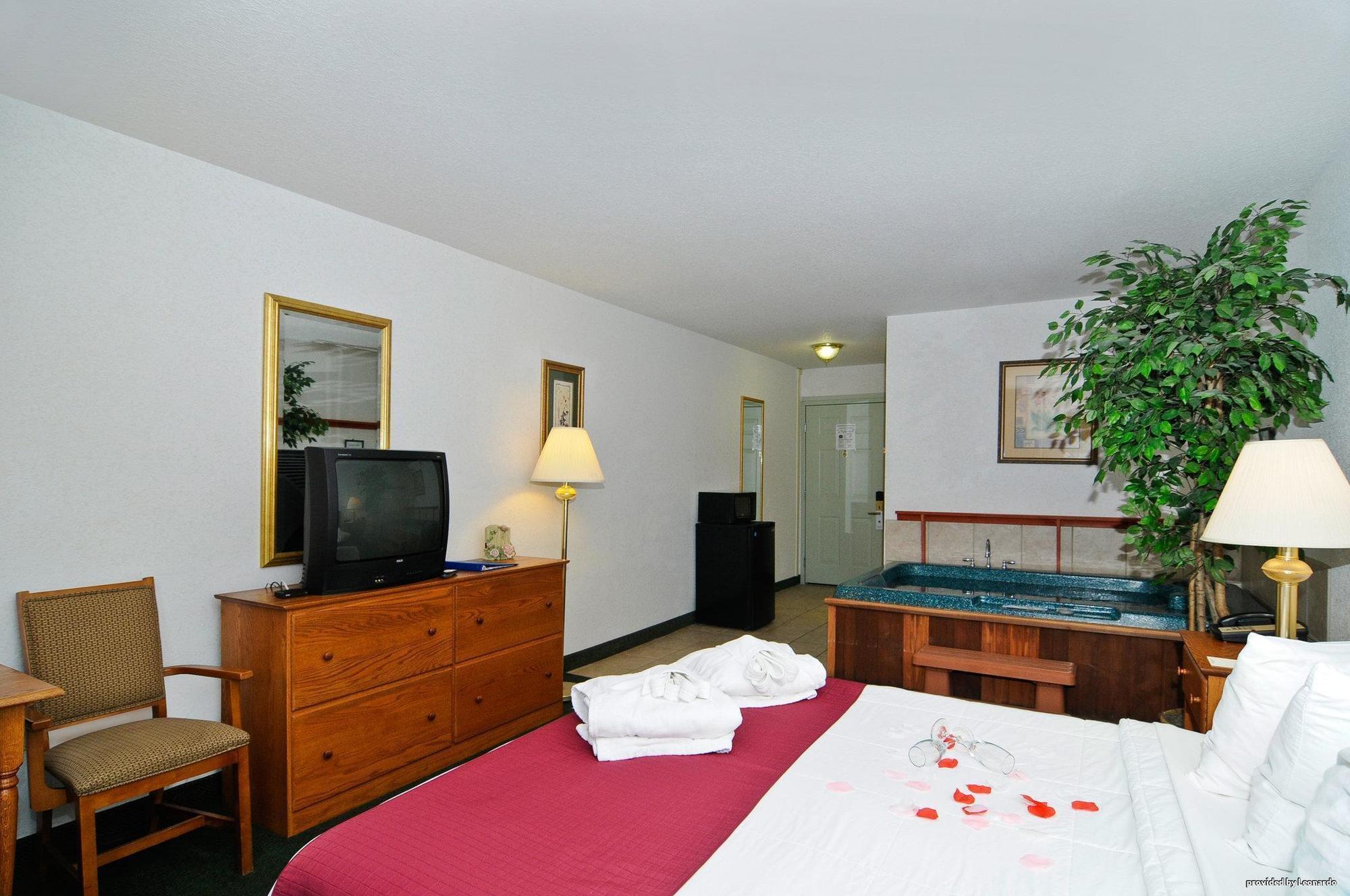 Surestay Plus Hotel By Best Western Berkeley Springs Rom bilde