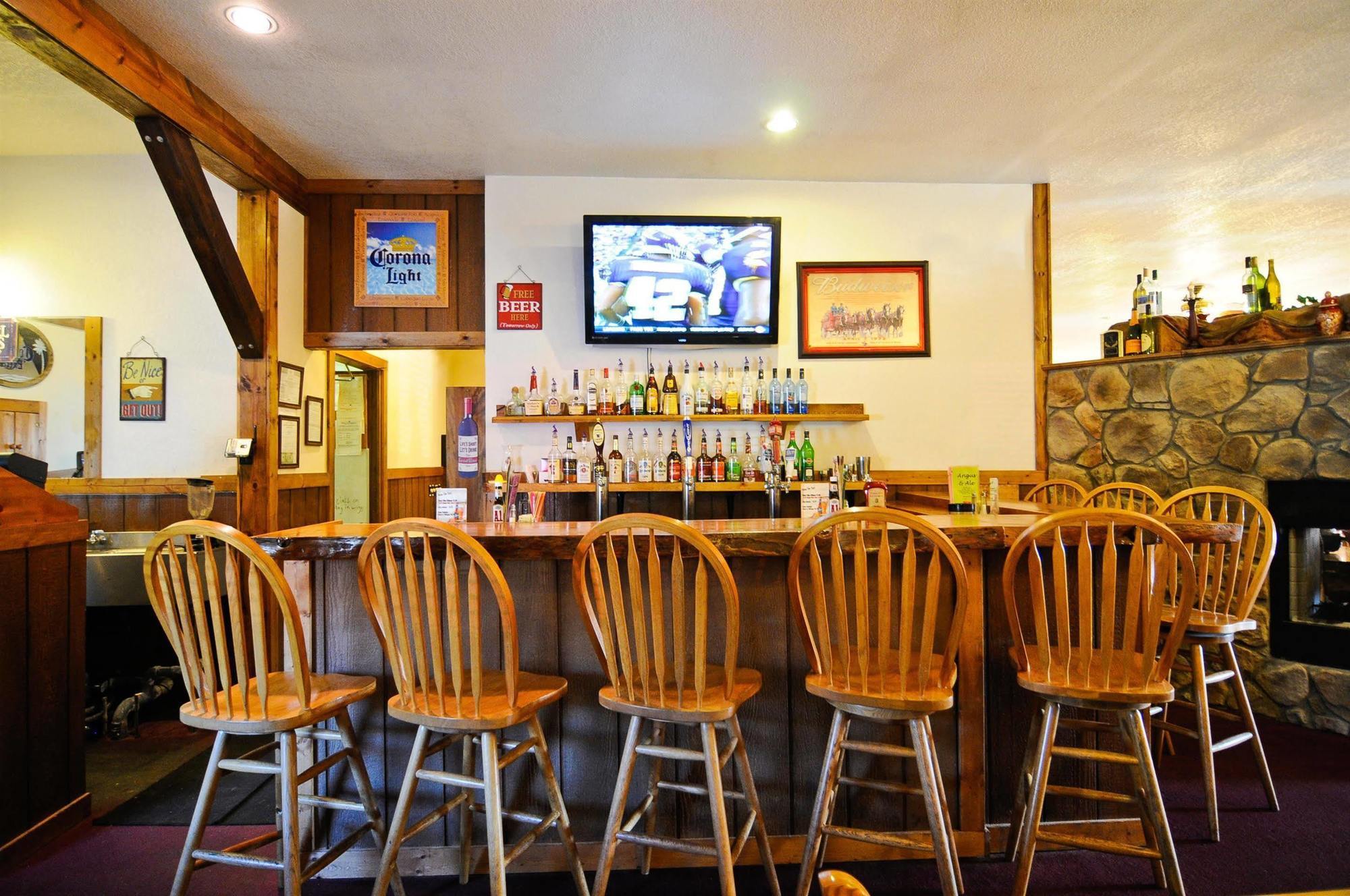 Surestay Plus Hotel By Best Western Berkeley Springs Restaurant bilde