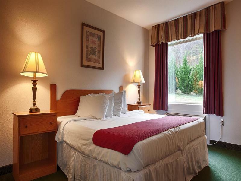 Surestay Plus Hotel By Best Western Berkeley Springs Eksteriør bilde